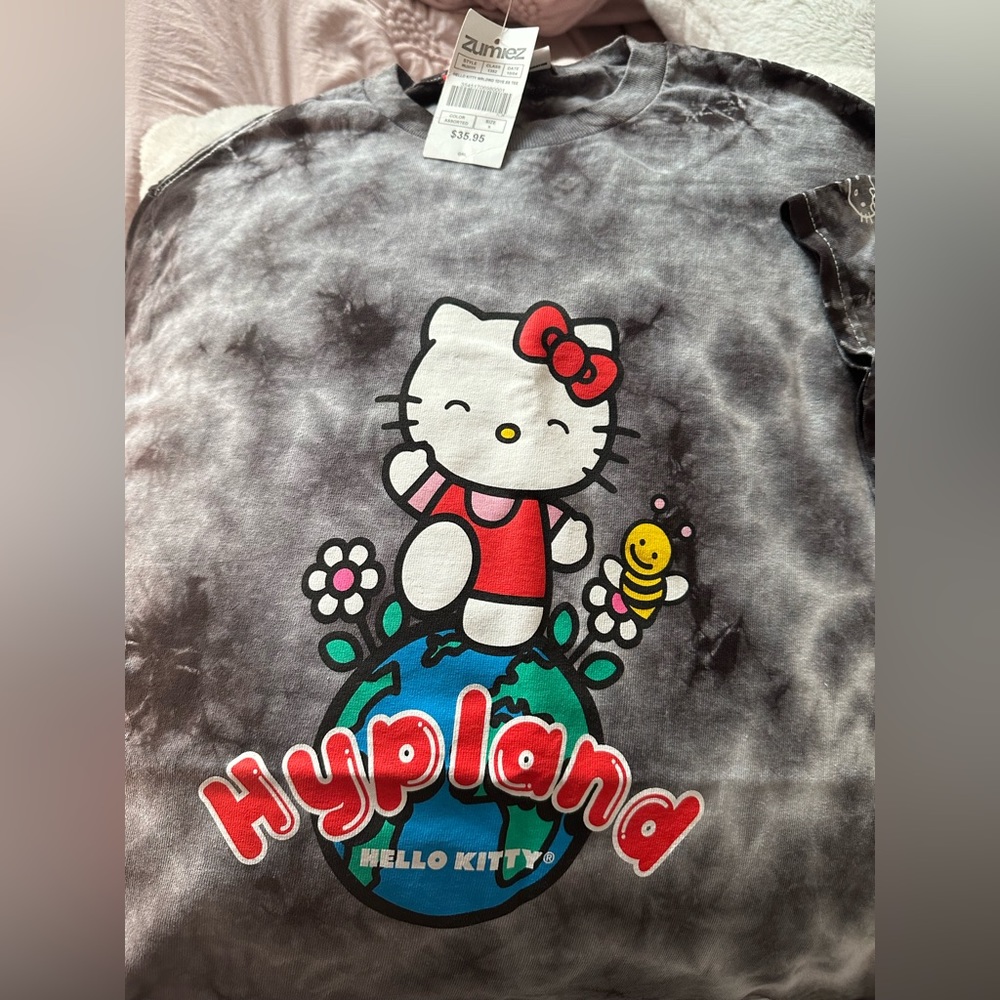 Hello Kitty shirt